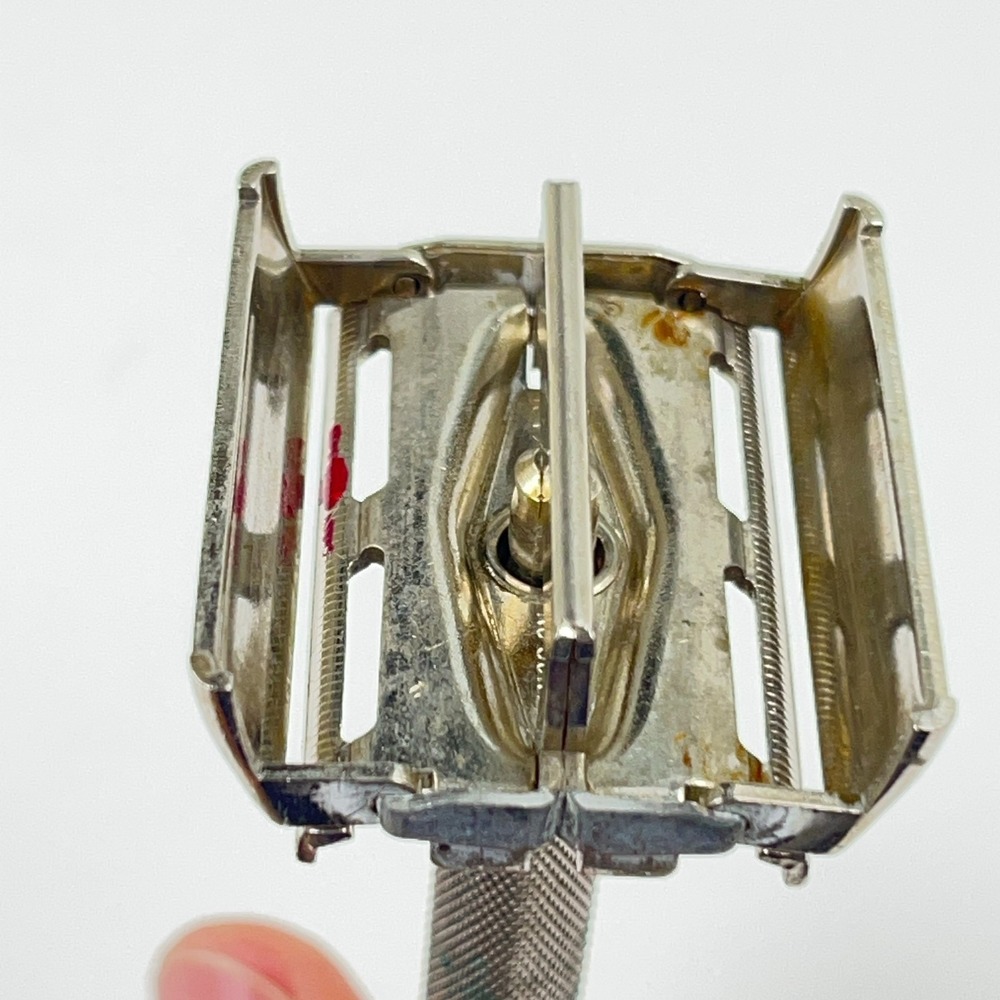 Vintage 1948-49 Gillette Super Speed DE Safety Razor (No Date Code) - Picture 12 of 15